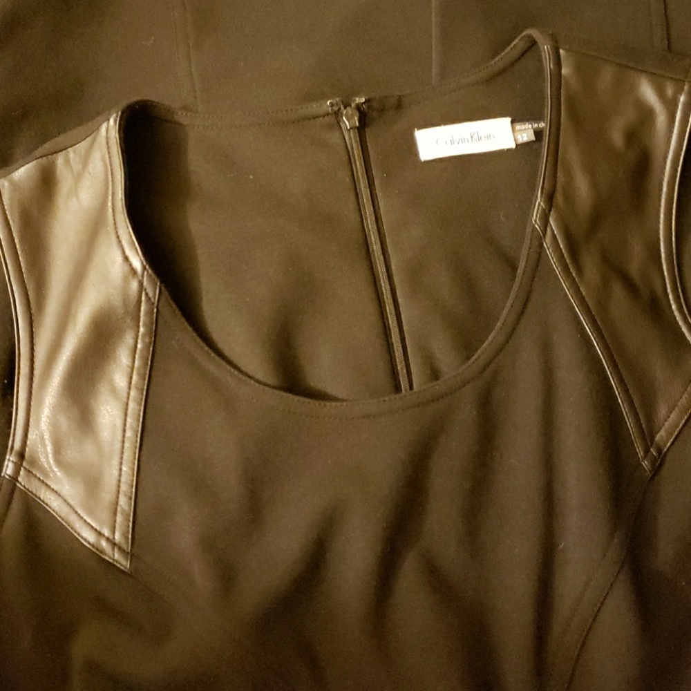 Dress - Picture 3 of 3